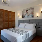 Апартаменты Golden Moments Luxury Stone C