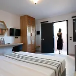 Golden Moments Luxury Stone C Apartament