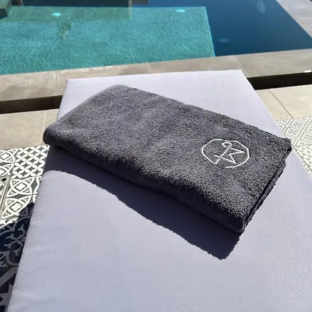 Golden Moments Luxury Stone C Μεσαριά