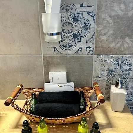 Golden Moments Luxury Stone C Μεσαριά