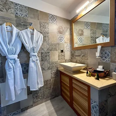 Διαμέρισμα Golden Moments Luxury Stone C *