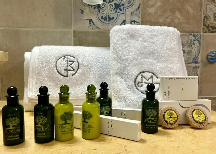 Golden Moments Luxury Stone C