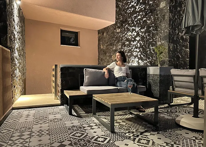 Golden Moments Luxury Stone C Mesaria